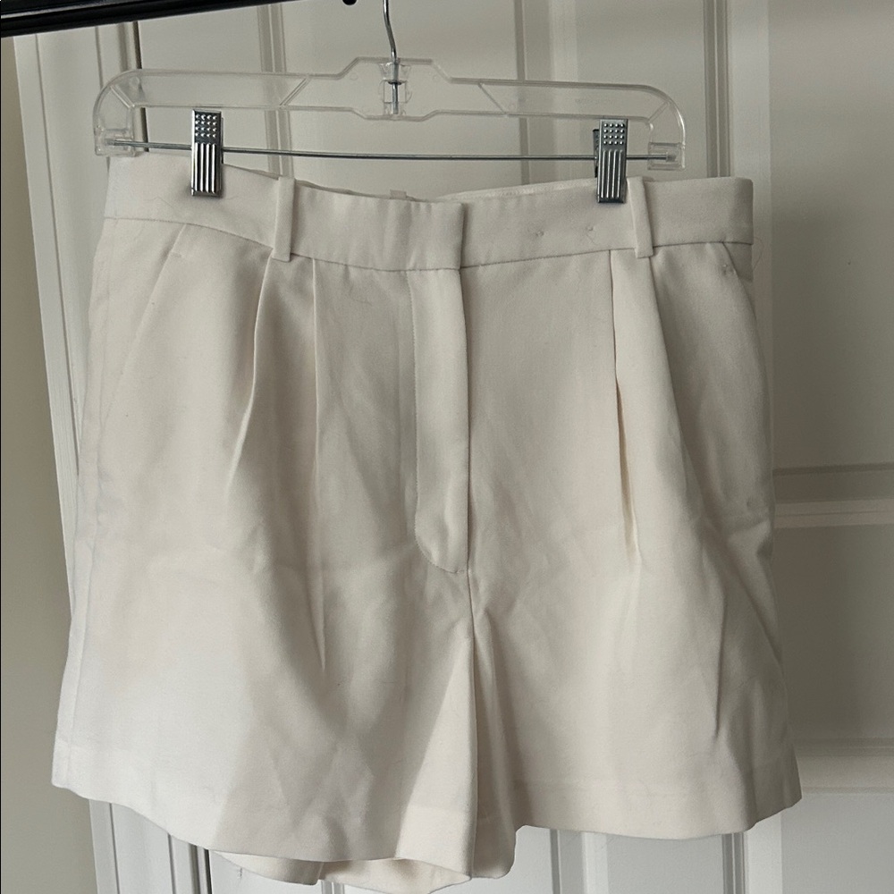 Abercrombie & Fitch Cream High-Waist Pleated Shorts